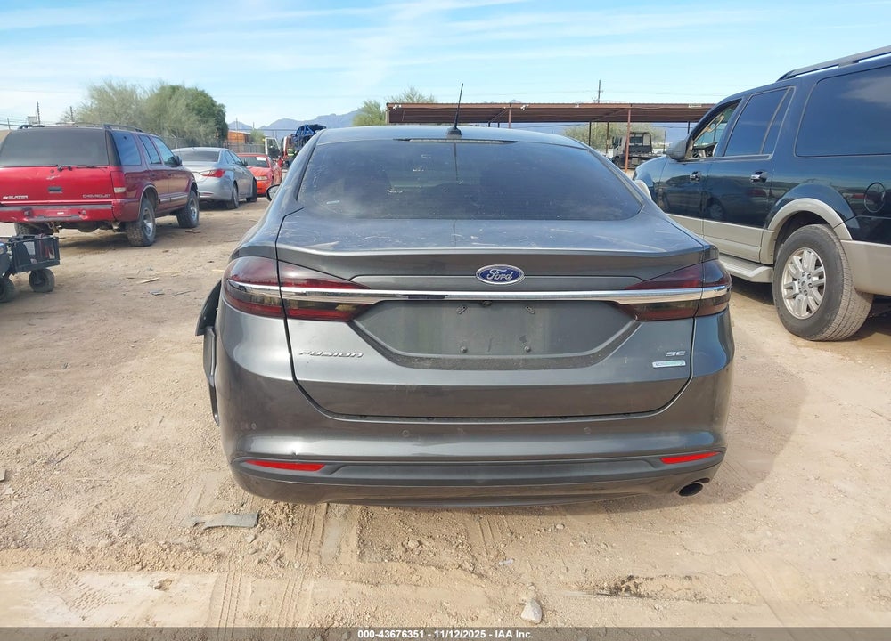 2017 FORD FUSION SE VIN: 3FA6P0HDXHR235732