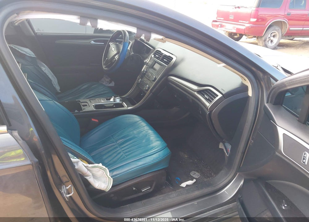 2017 FORD FUSION SE VIN: 3FA6P0HDXHR235732