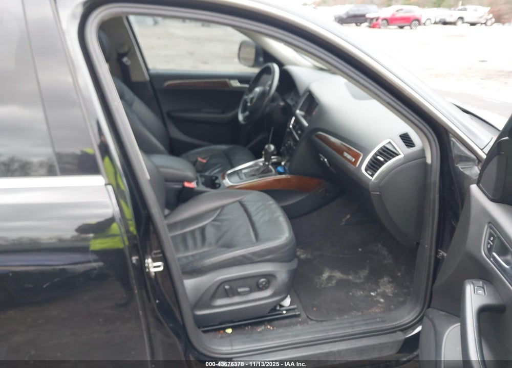 2011 AUDI Q5 VIN: WA1CFAFP0BA105022
