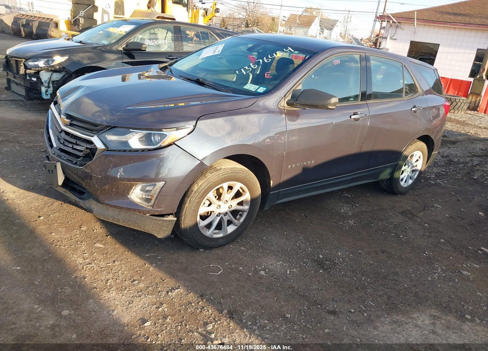 2018 CHEVROLET EQUINOX VIN: 3GNAXREV8JS575201