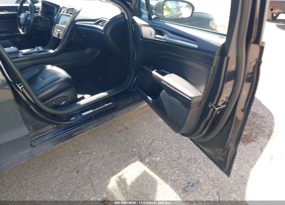 2020 FORD FUSION VIN: 3FA6P0D91LR136968
