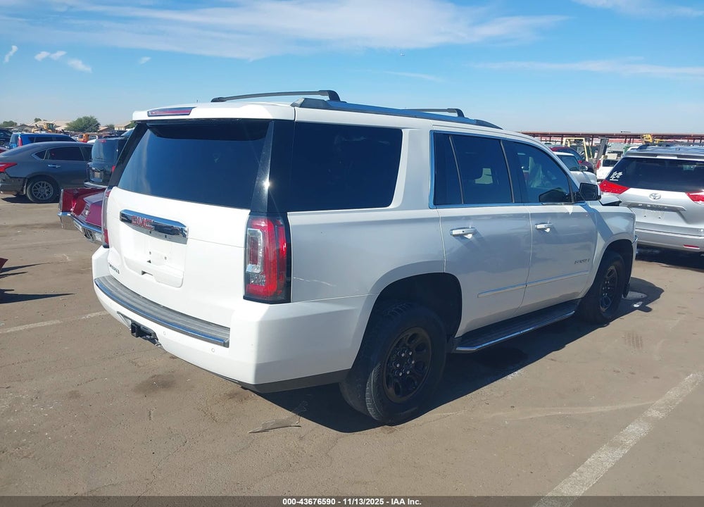 2016 GMC YUKON DENALI VIN: 1GKS2CKJ8GR210852
