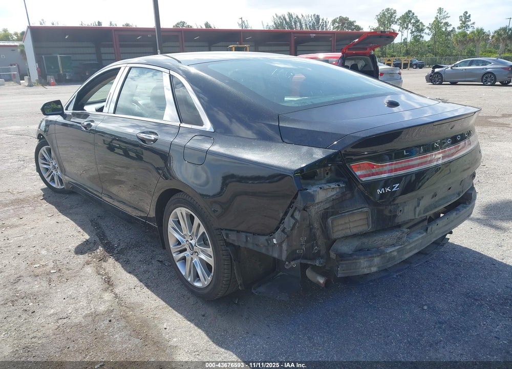 2015 LINCOLN MKZ VIN: 3LN6L2GK9FR629037