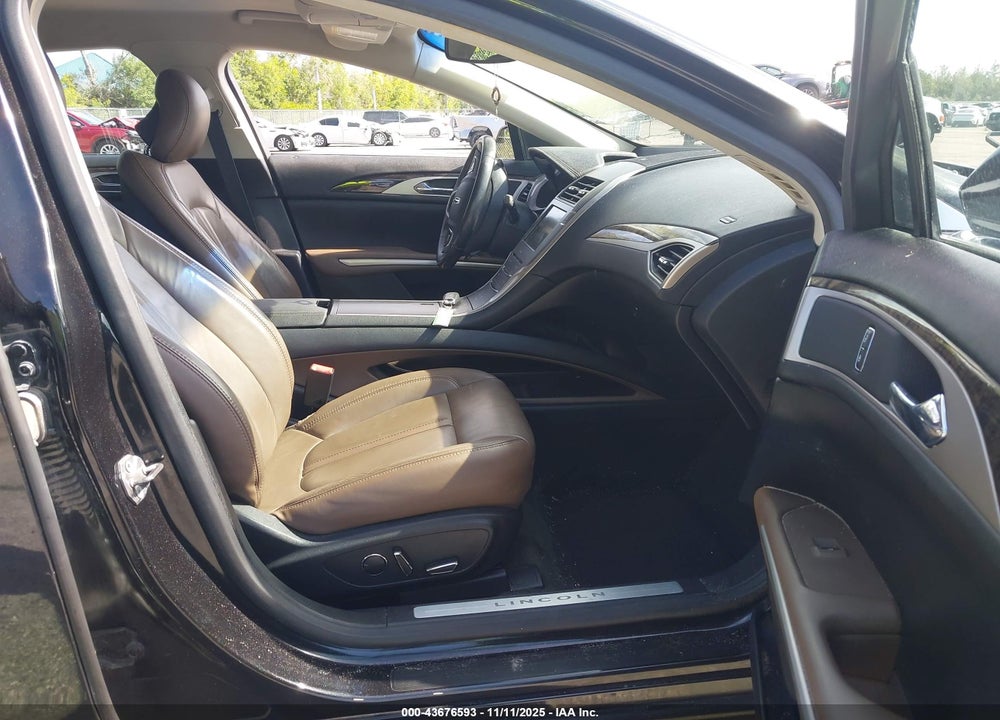 2015 LINCOLN MKZ VIN: 3LN6L2GK9FR629037