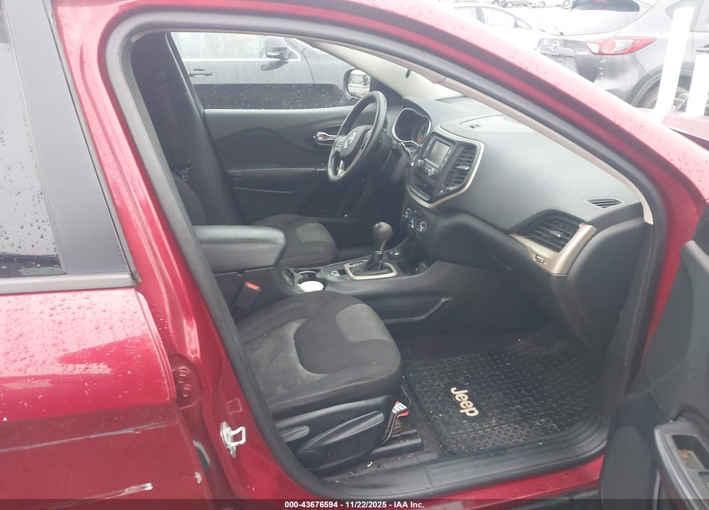2016 JEEP CHEROKEE SPORT VIN: 1C4PJMAB3GW348675