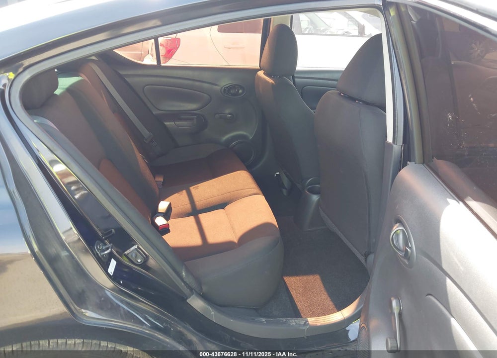 2018 NISSAN VERSA 1.6 S+ VIN: 3N1CN7AP9JL839381