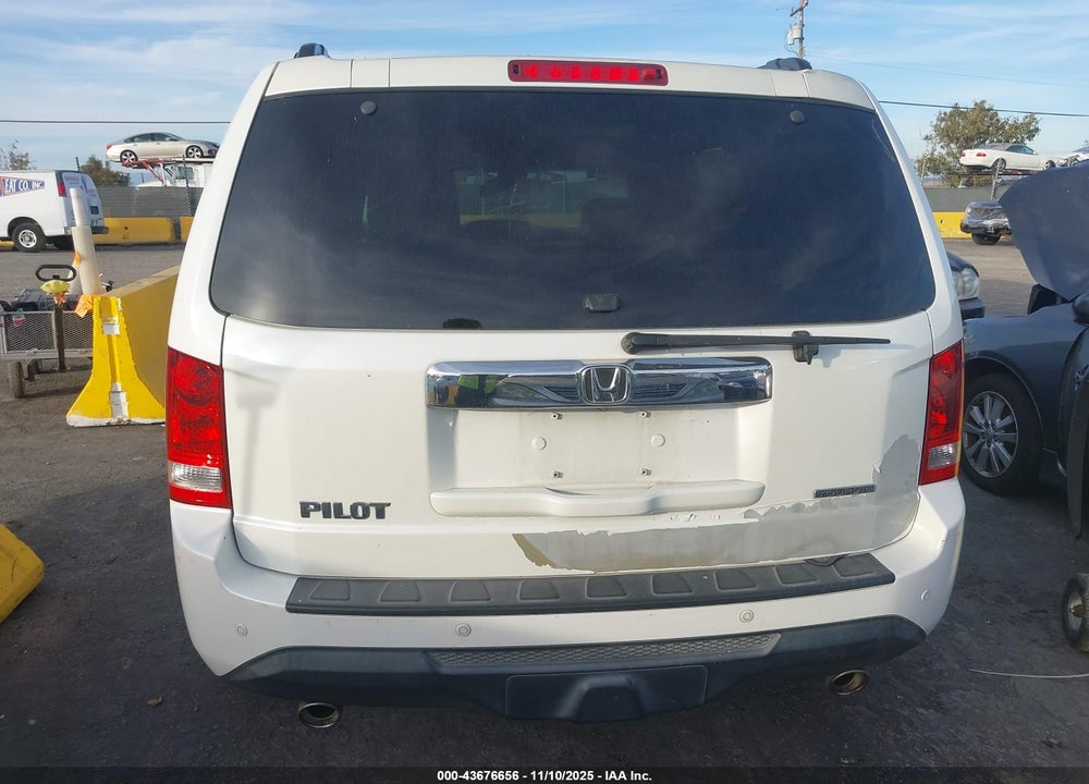 2012 HONDA PILOT VIN: 5FNYF3H91CB033147