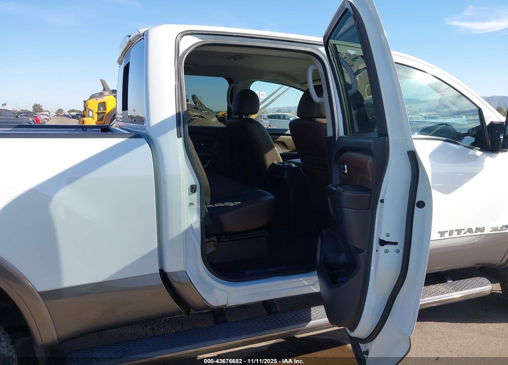 2016 NISSAN TITAN XD PLATINUM RESERVE DIESEL VIN: 1N6BA1F40GN510106