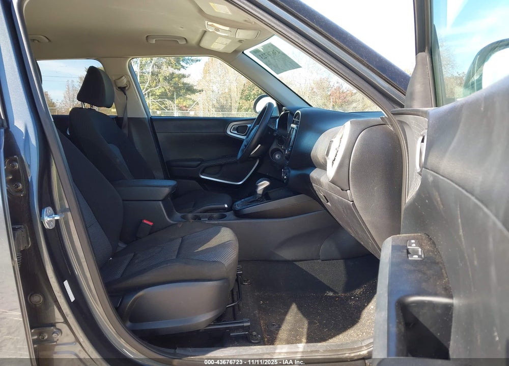 2023 KIA SOUL LX VIN: KNDJ23AU7P7205432