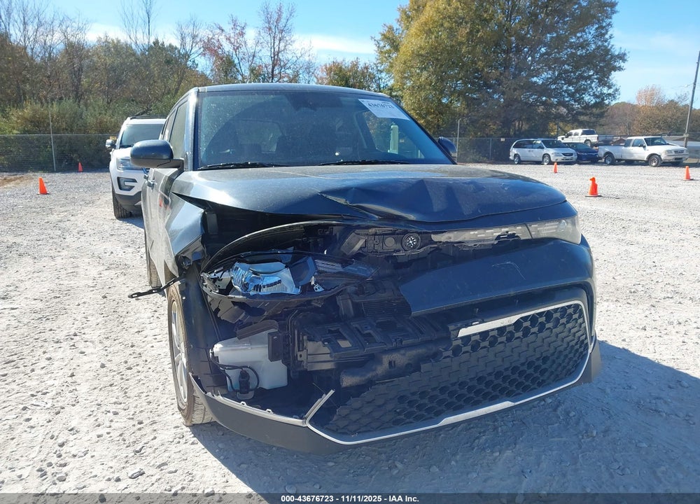 2023 KIA SOUL LX VIN: KNDJ23AU7P7205432