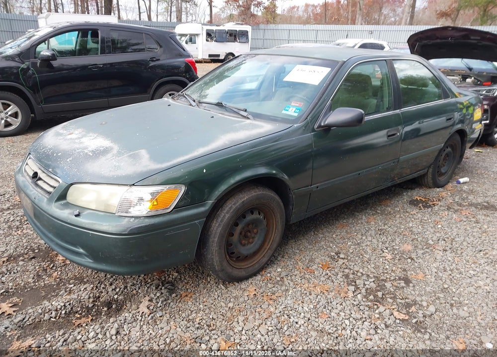2001 TOYOTA CAMRY CE VIN: 4T1BG22K11U071521