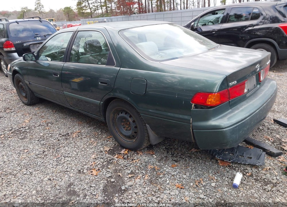 2001 TOYOTA CAMRY CE VIN: 4T1BG22K11U071521