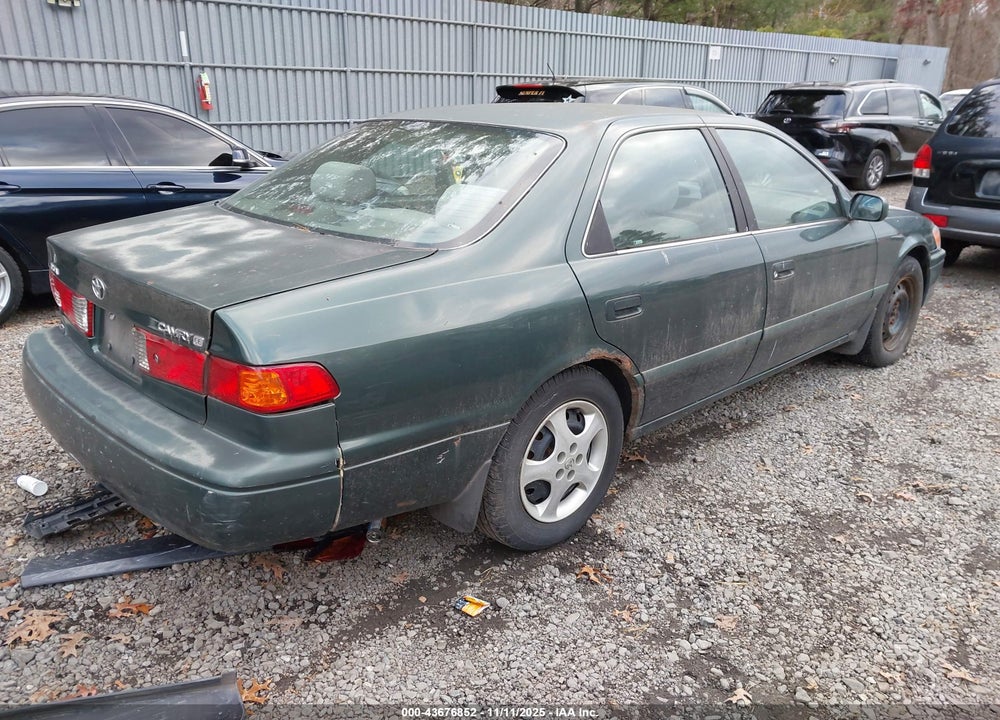 2001 TOYOTA CAMRY CE VIN: 4T1BG22K11U071521