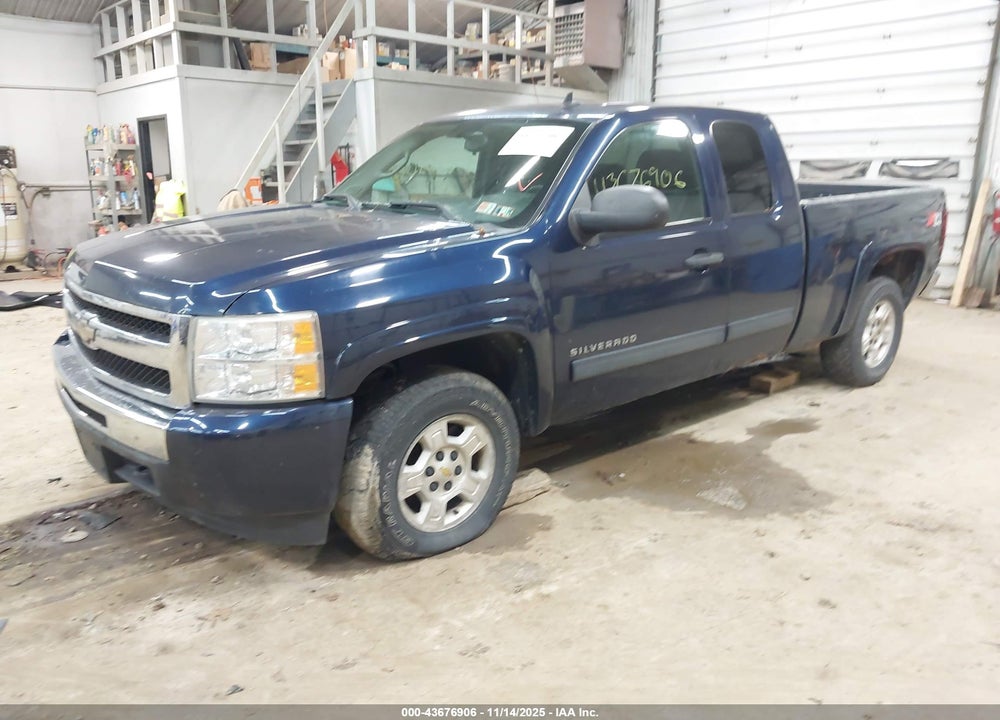 2009 CHEVROLET SILVERADO 1500 LT VIN: 1GCEK29009Z283894