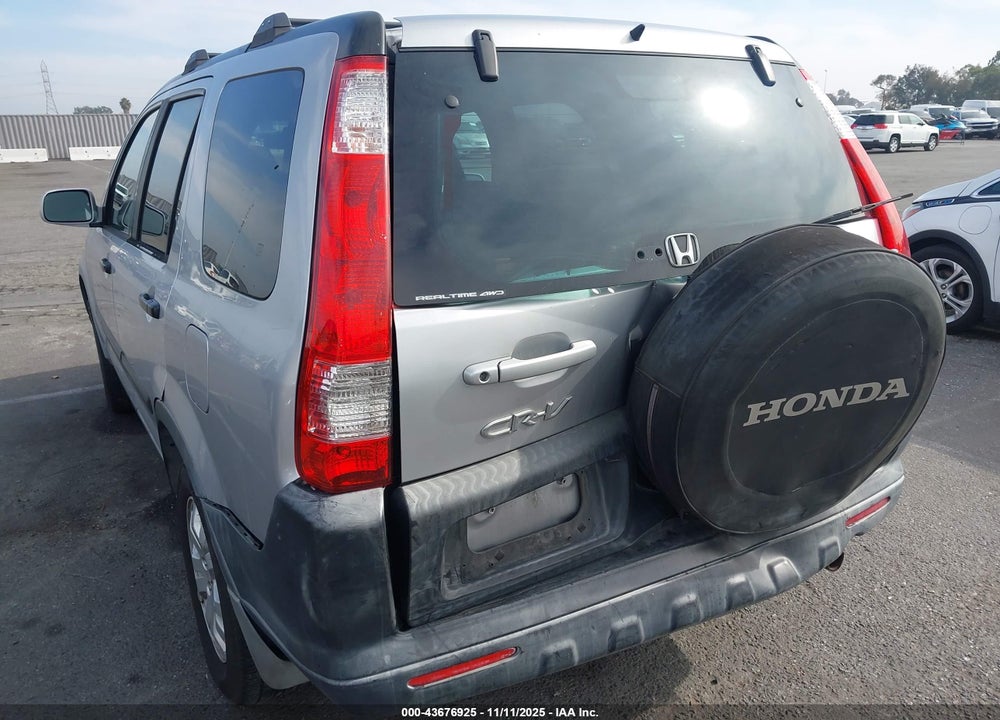 2005 HONDA CR-V EX VIN: JHLRD78805C015220