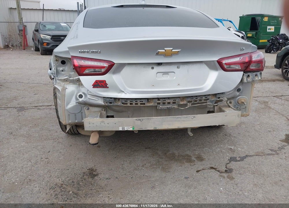2019 CHEVROLET MALIBU LT VIN: 1G1ZD5ST7KF217957