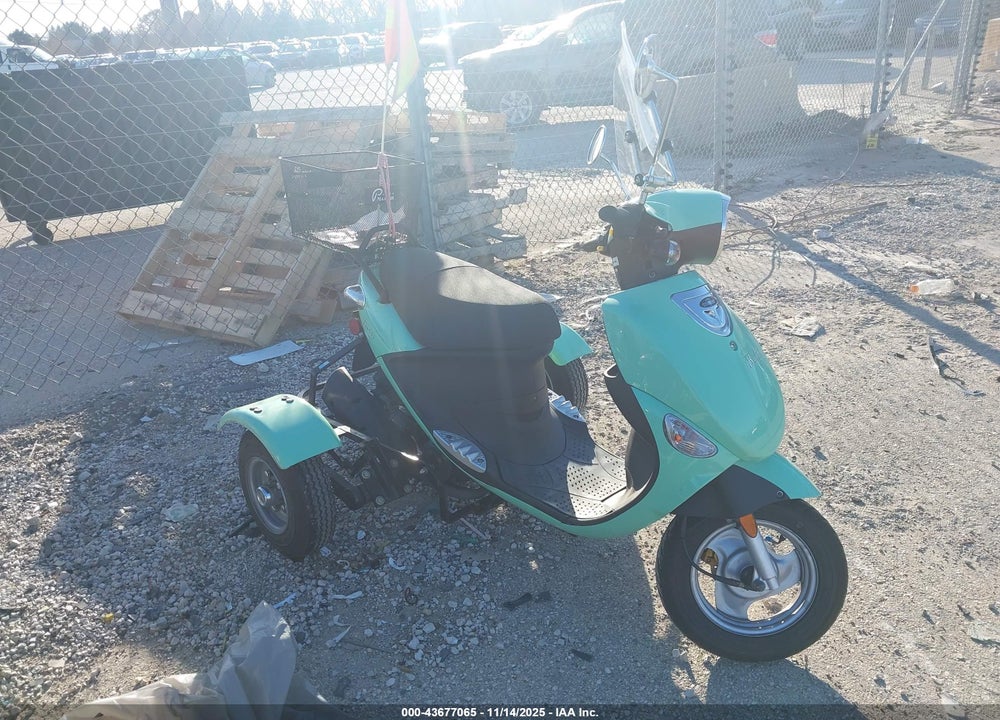 2018 GENUINE SCOOTER CO. BUDDY 50 VIN: RFVPAP5A4J1122433