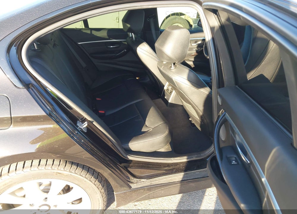 2018 BMW 340I XDRIVE VIN: WBA8B7G59JNU95100