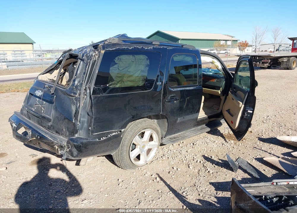 2007 CHEVROLET TAHOE LTZ VIN: 1GNFK13007J133231