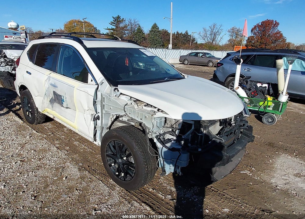 2018 NISSAN ROGUE SV VIN: 5N1AT2MV1JC758311