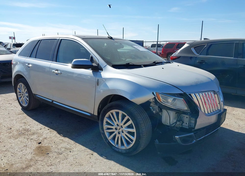 2011 LINCOLN MKX VIN: 2LMDJ6JK3BBJ28526