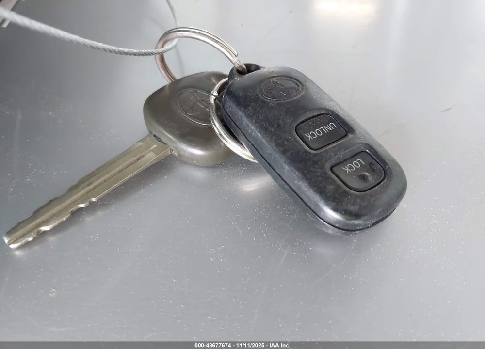 2009 TOYOTA COROLLA LE VIN: 1NXBU40E69Z096802