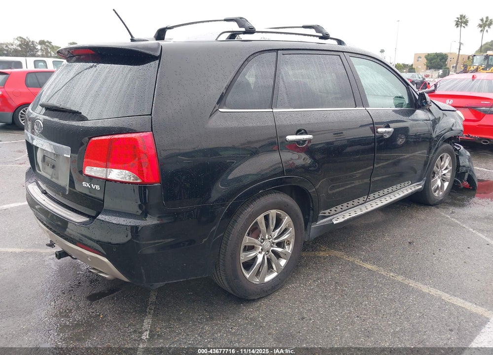 2012 KIA SORENTO SX V6 VIN: 5XYKW4A22CG301060