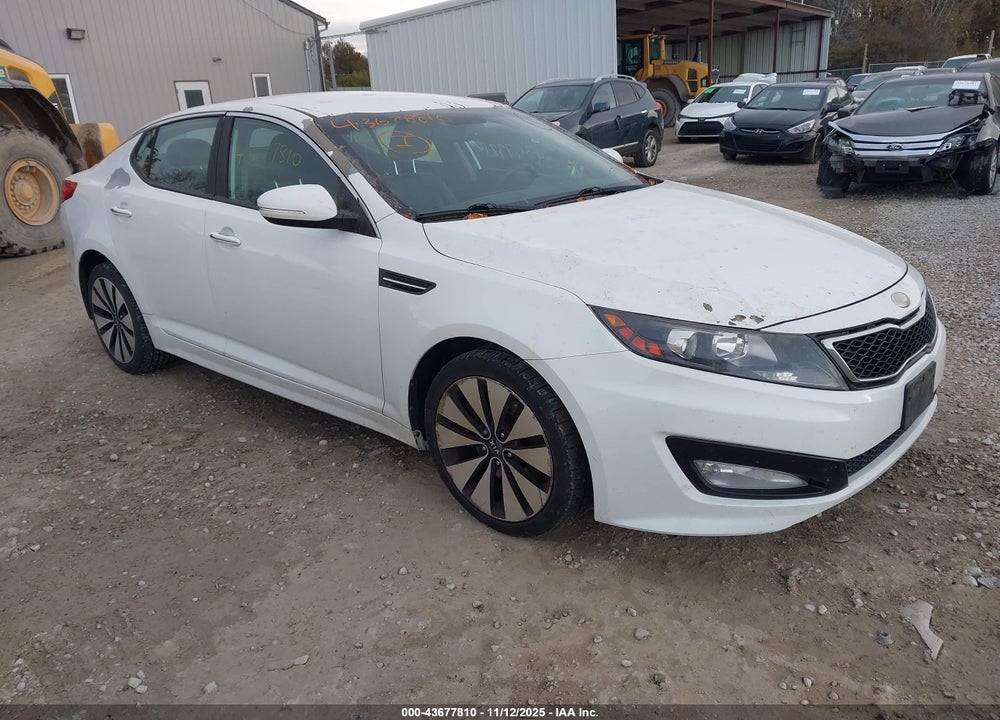 2013 KIA OPTIMA SX VIN: 5XXGR4A60DG235520