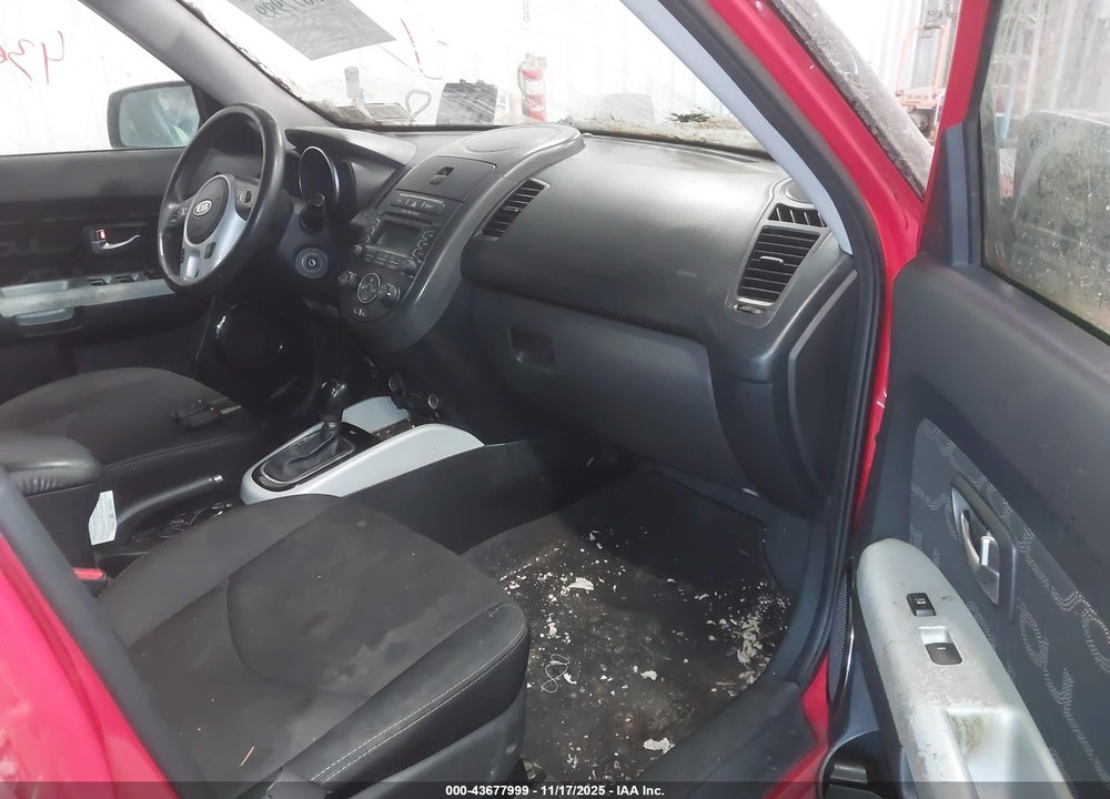 2012 KIA SOUL VIN: KNDJT2A62C7366824