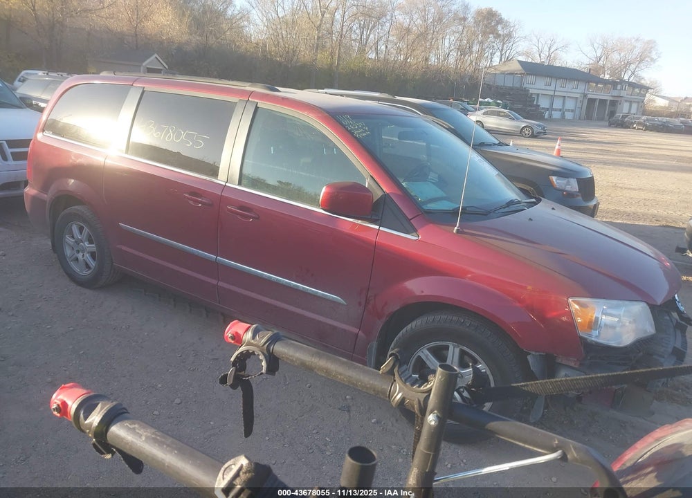 2011 CHRYSLER TOWN & COUNTRY TOURING VIN: 2A4RR5DG8BR641515