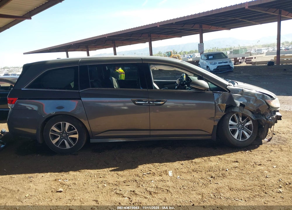 2016 HONDA ODYSSEY TOURING/TOURING ELITE VIN: 5FNRL5H95GB156237