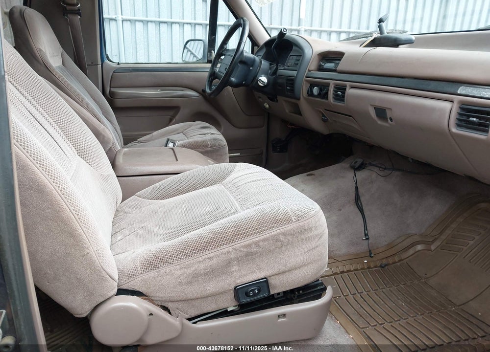 1994 FORD BRONCO U100 VIN: 1FMEU15H7RLB47132