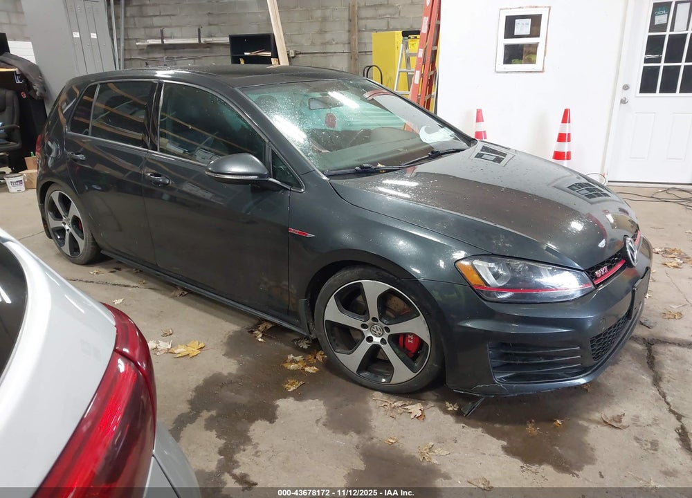 2017 VOLKSWAGEN GOLF GTI SE 4-DOOR VIN: 3VW447AU0HM007519