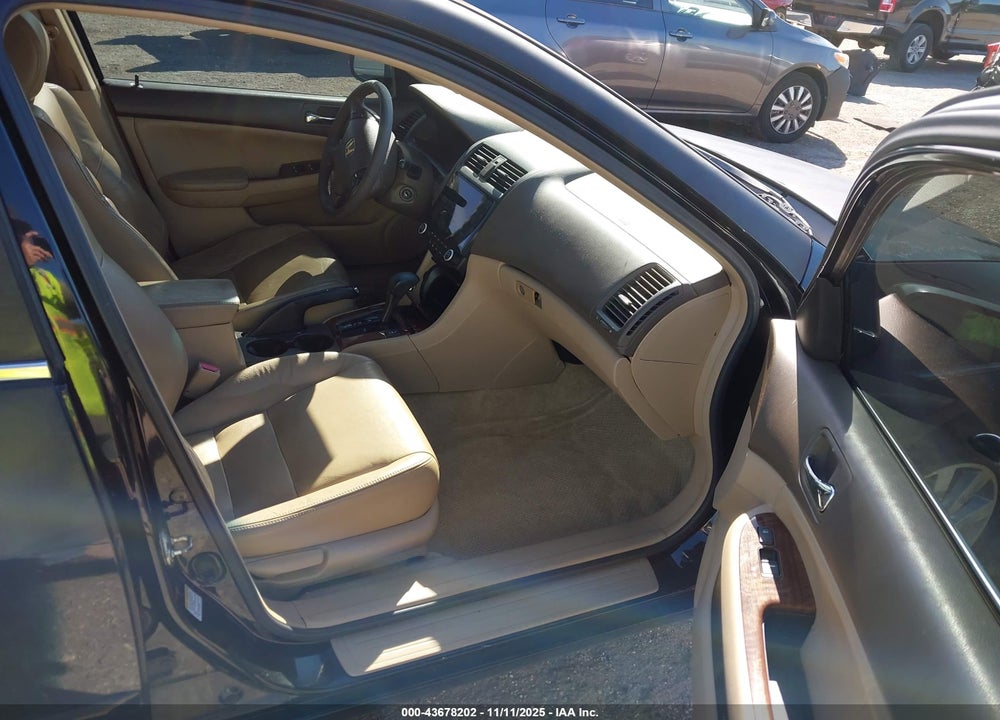 2006 HONDA ACCORD 3.0 EX VIN: 1HGCM66596A051363