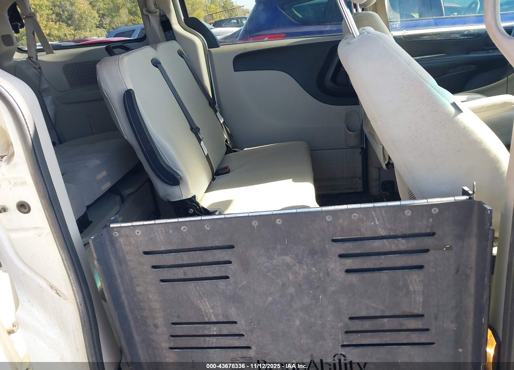 2014 DODGE GRAND CARAVAN SE VIN: 2C7WDGBG2ER478583