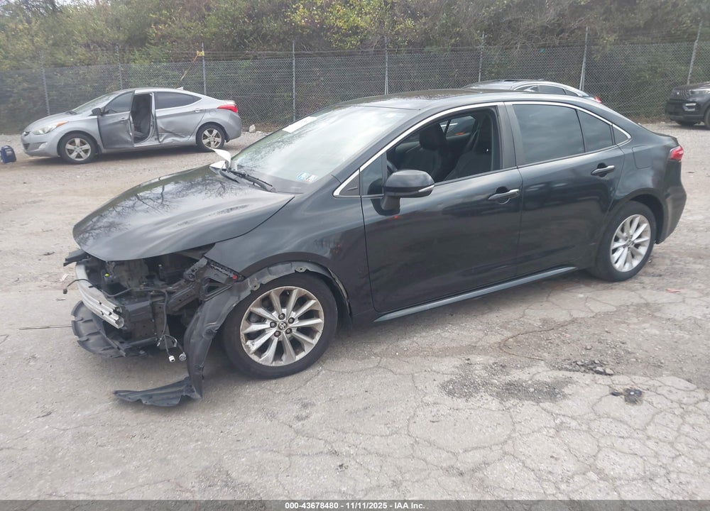 2020 TOYOTA COROLLA XLE VIN: 5YFFPRAE1LP015959