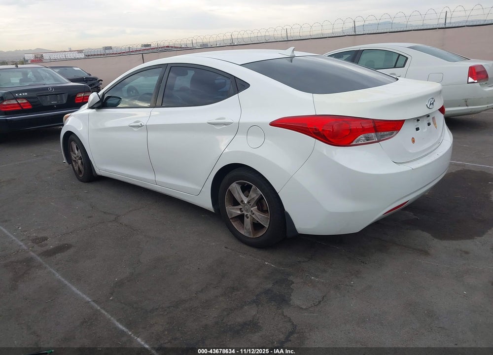 2013 HYUNDAI ELANTRA GLS VIN: 5NPDH4AE0DH289398