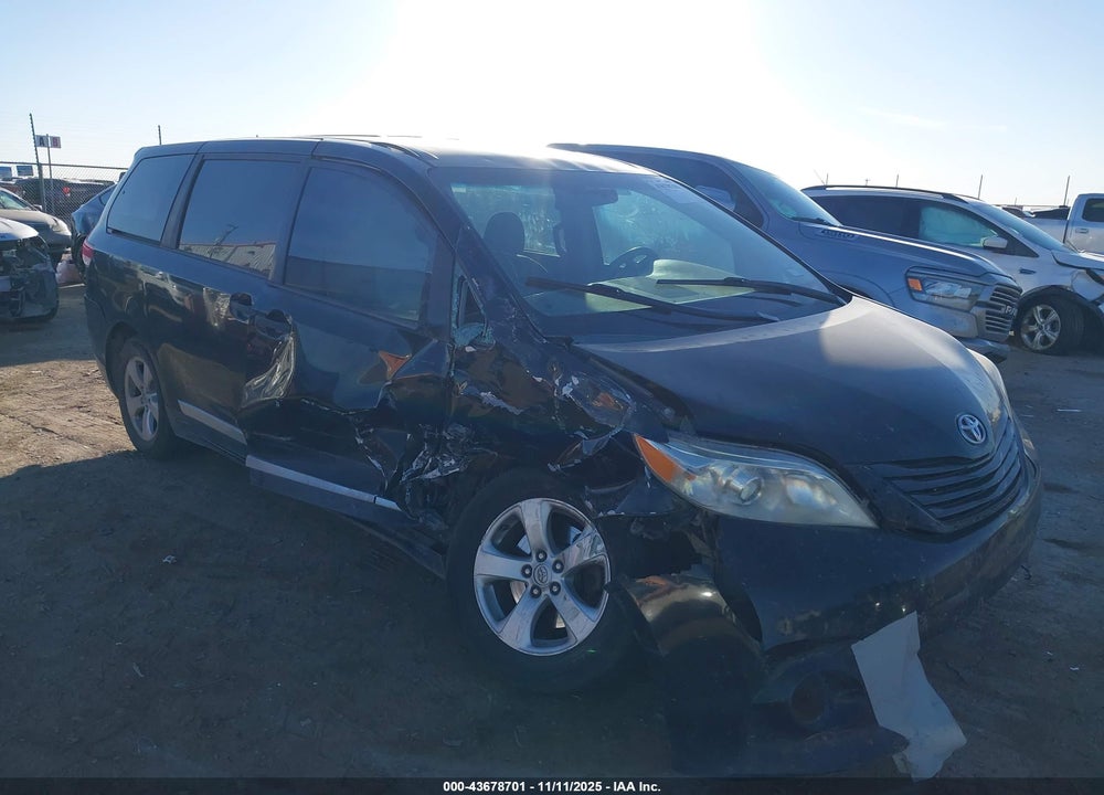 2014 TOYOTA SIENNA L V6 7 PASSENGER VIN: 5TDZK3DC2ES520230