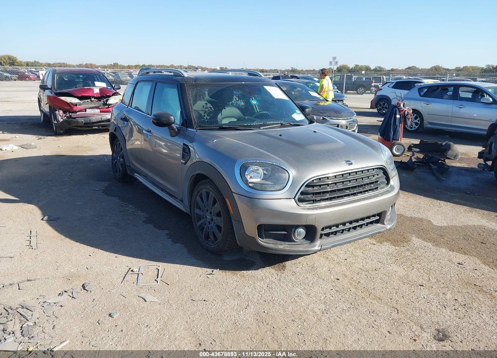2020 MINI COUNTRYMAN OXFORD EDITION VIN: WMZYW3C09L3M27002
