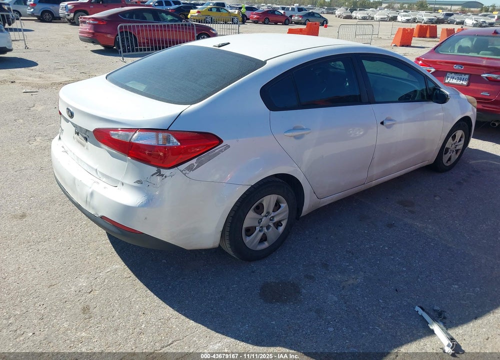 2015 KIA FORTE VIN: KNAFX4A68F5340909