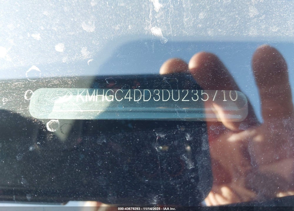 2013 HYUNDAI GENESIS 3.8 VIN: KMHGC4DD3DU235710