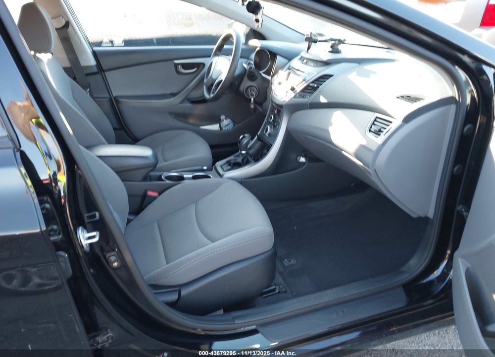2016 HYUNDAI ELANTRA SE VIN: KMHDH4AE8GU481142