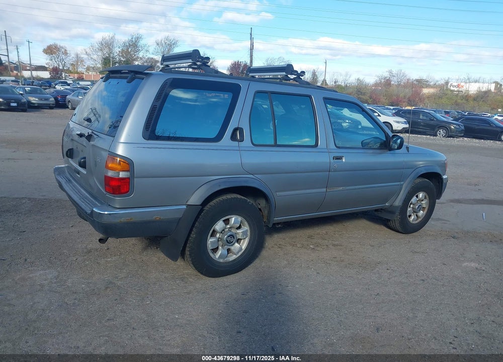 1999 NISSAN PATHFINDER LE/SE/XE VIN: JN8AR05Y1XW324157