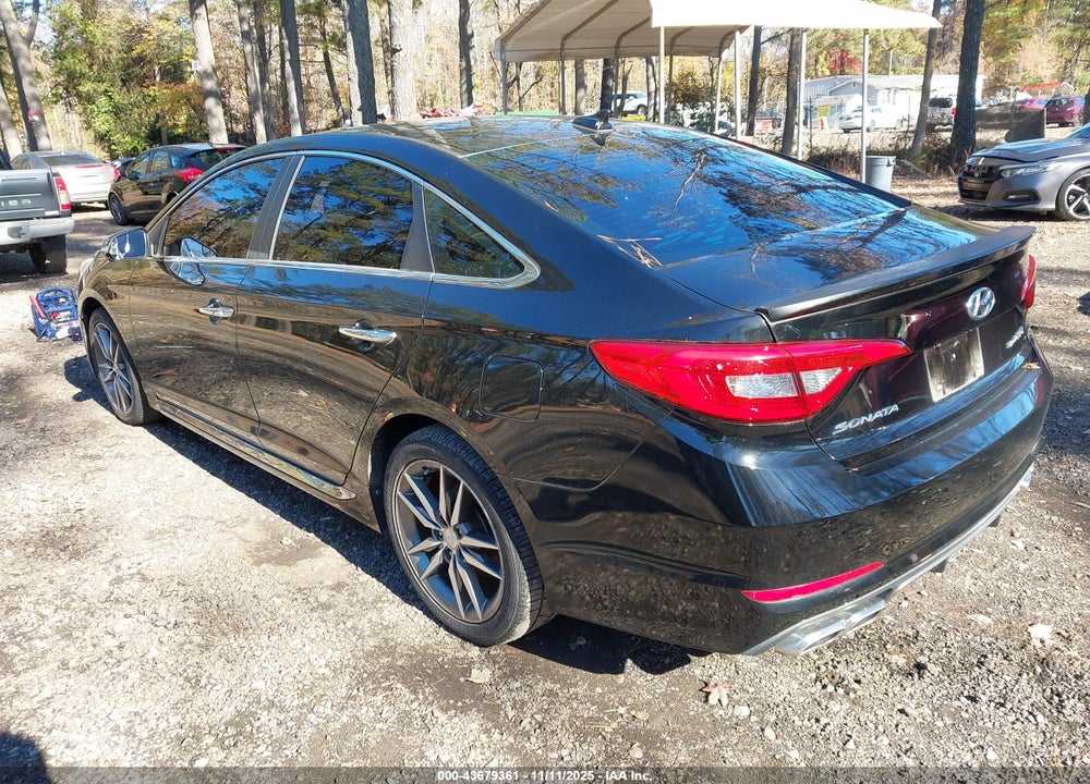 2015 HYUNDAI SONATA SPORT 2.0T VIN: 5NPE34AB6FH110664
