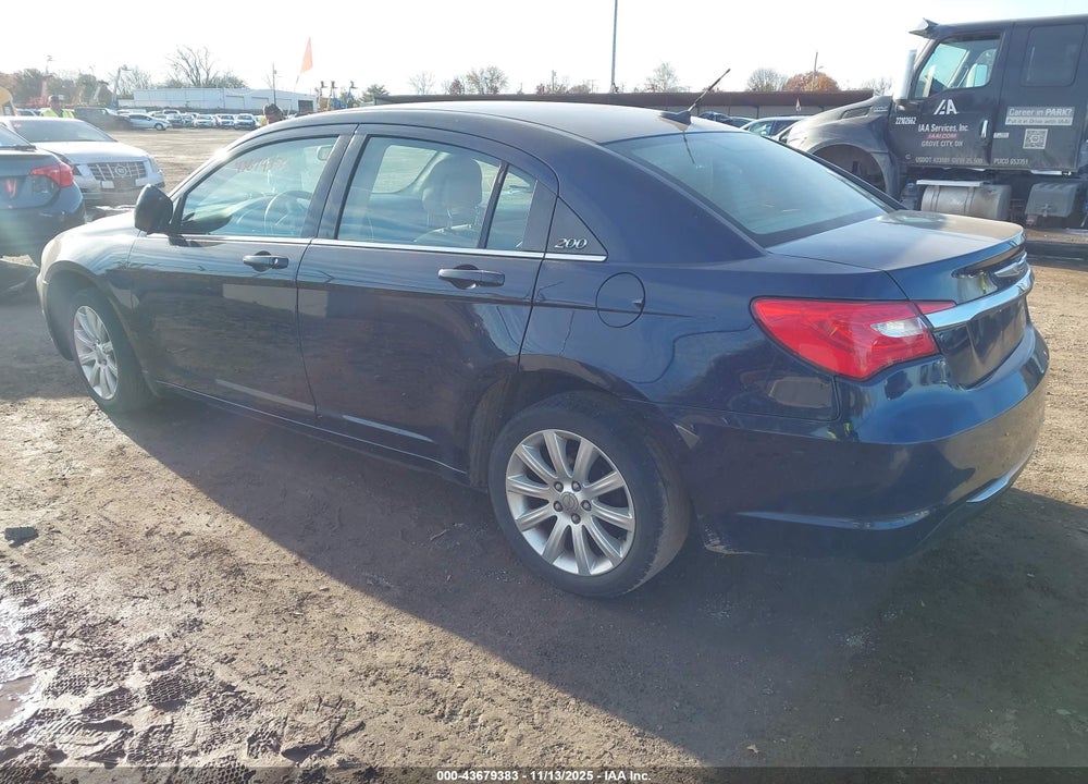 2013 CHRYSLER 200 VIN: 1C3CCBBB5DN624324