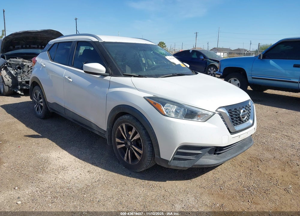 2019 NISSAN KICKS SV VIN: 3N1CP5CU5KL521244