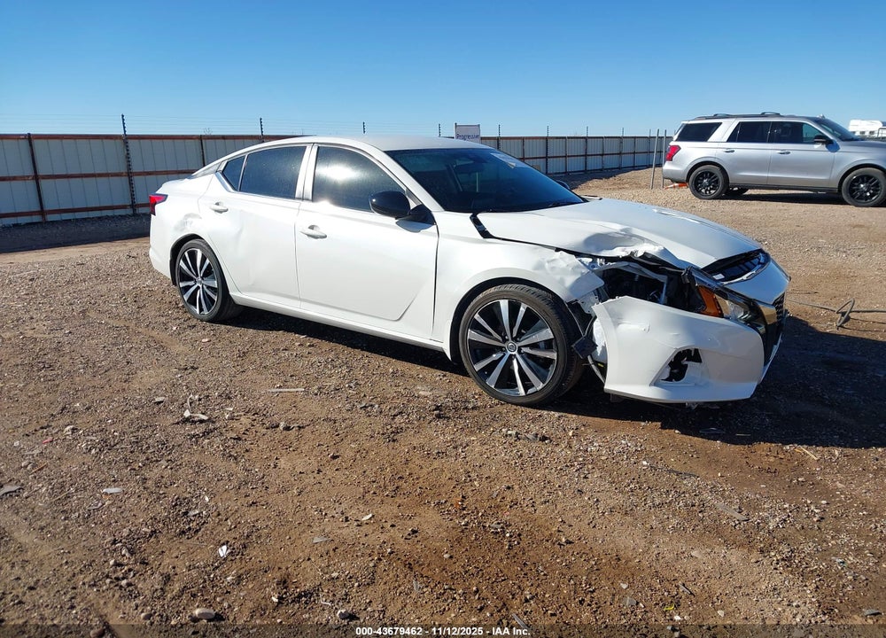 2022 NISSAN ALTIMA SR FWD VIN: 1N4BL4CV4NN419791