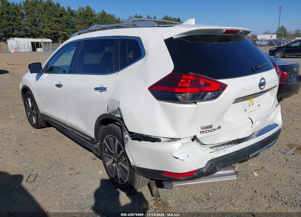 2018 NISSAN ROGUE SL VIN: JN8AT2MV7JW322778