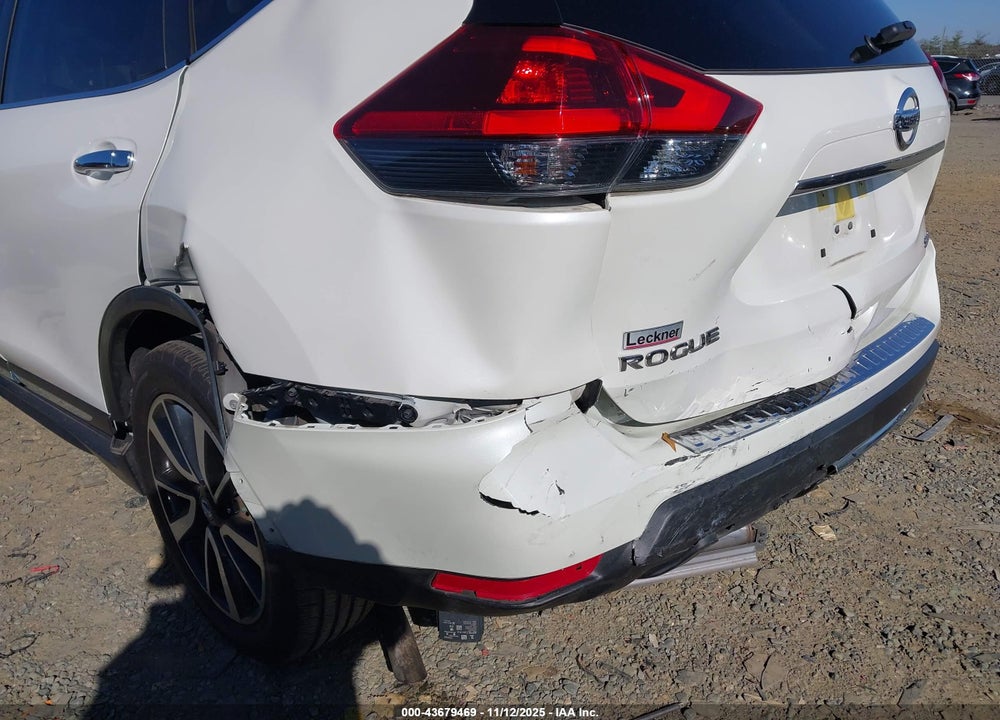 2018 NISSAN ROGUE SL VIN: JN8AT2MV7JW322778