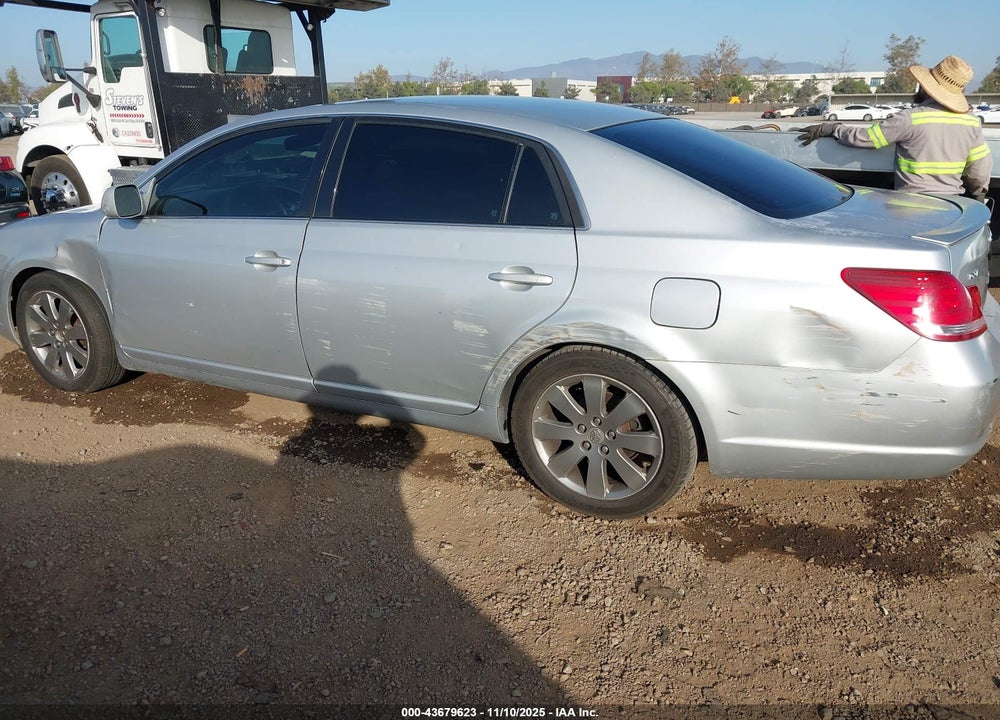 2005 TOYOTA AVALON TOURING VIN: 4T1BK36B95U052512